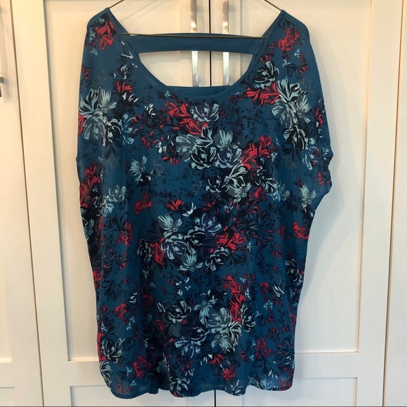 Reitmans floral top 2X - Picture 1 of 4